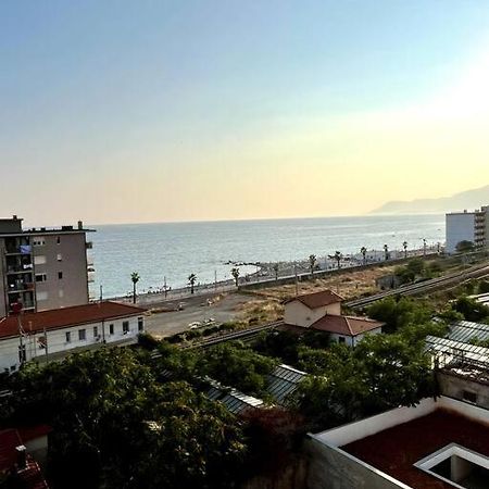 瓦莱克罗夏Casa Solymar公寓 外观 照片